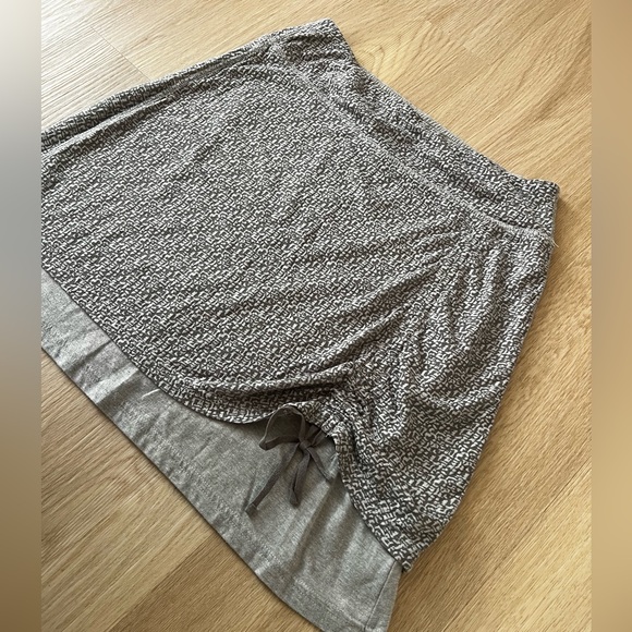 Athleta Athleisure Skirt with Ruching - Picture 2 of 5